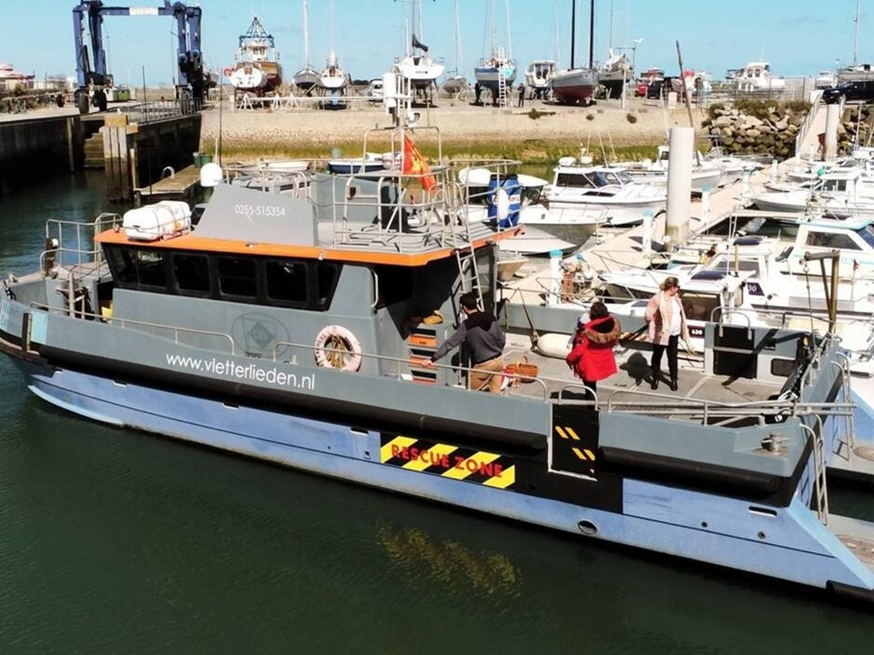 Nouveau navire pour les recherches sousmarines (Cérès) Informations