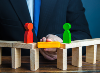 Pierre Vauterin nommé médiateur délégué pour la filière navale Pierre Vauterin nommé médiateur délégué pour la filière navale